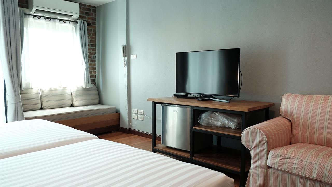 The Brown House Hotel Чаченгсау Экстерьер фото